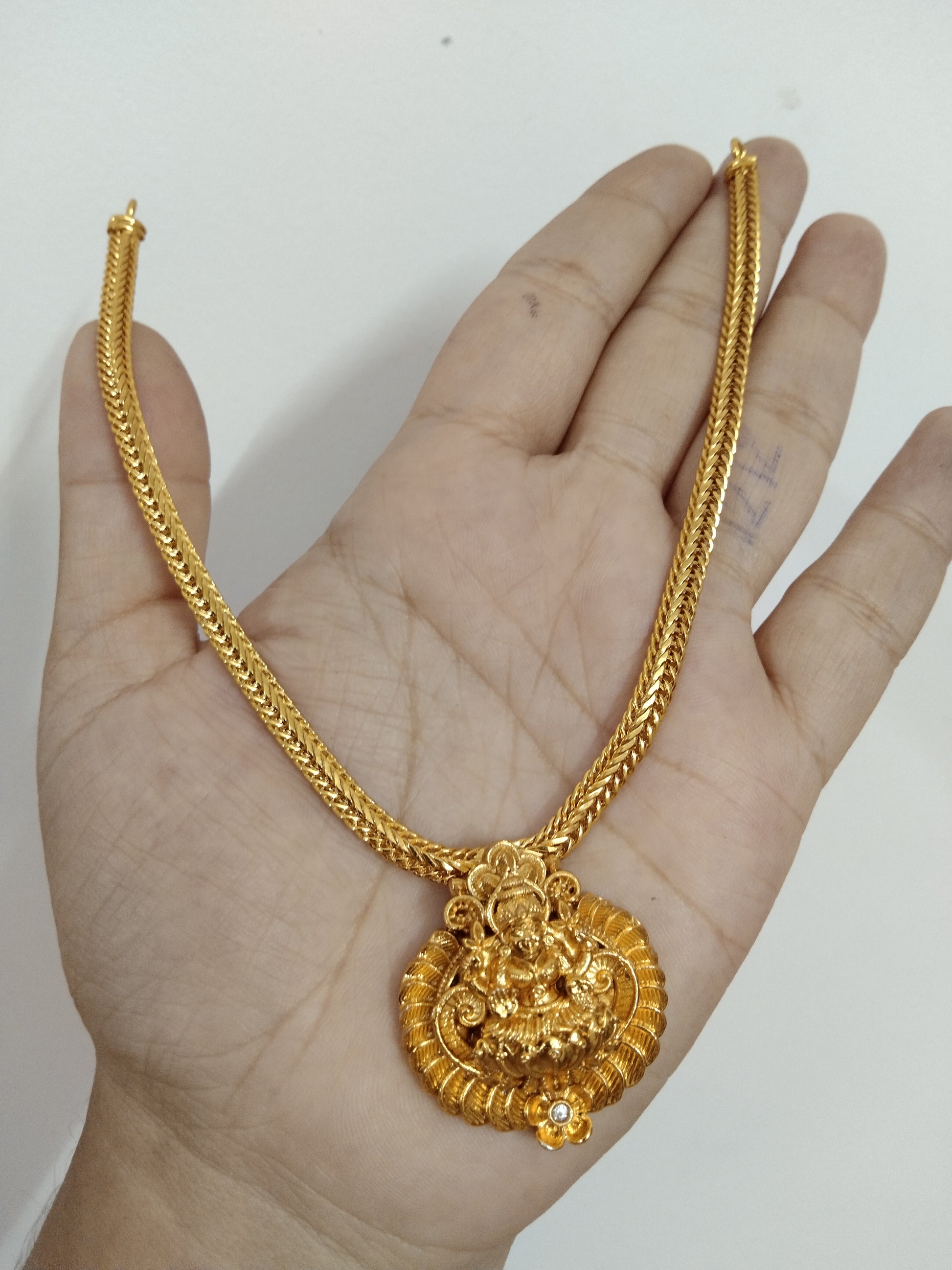 Lakshmi Pendant Necklace without Stud V2