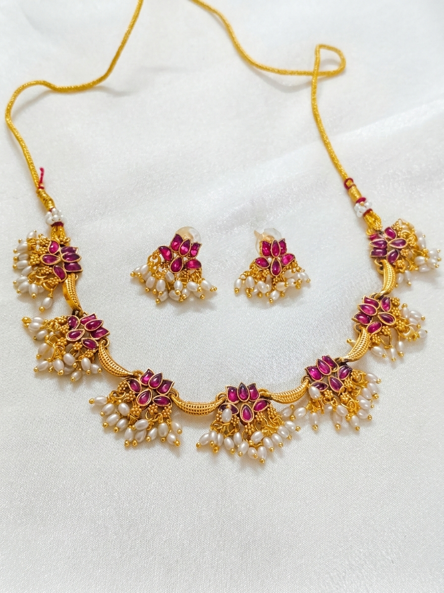 Lotus Halfmoon Necklace Set